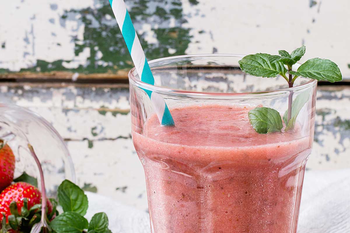 BATIDO PRE ENTRENAMIENTO DE FRESAS Y CHÍA